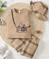 طقم فخم مكون من 3 قطع تي شيرت بدون أكمام وشورت وقبعة الصيف نمط الكاميرا