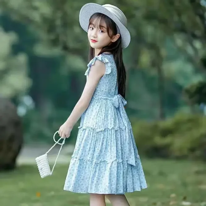 ⁦فستان بأكمام طائرة للفتيات الصغيرات، نمط الزهور⁩ - الصورة ⁦2⁩