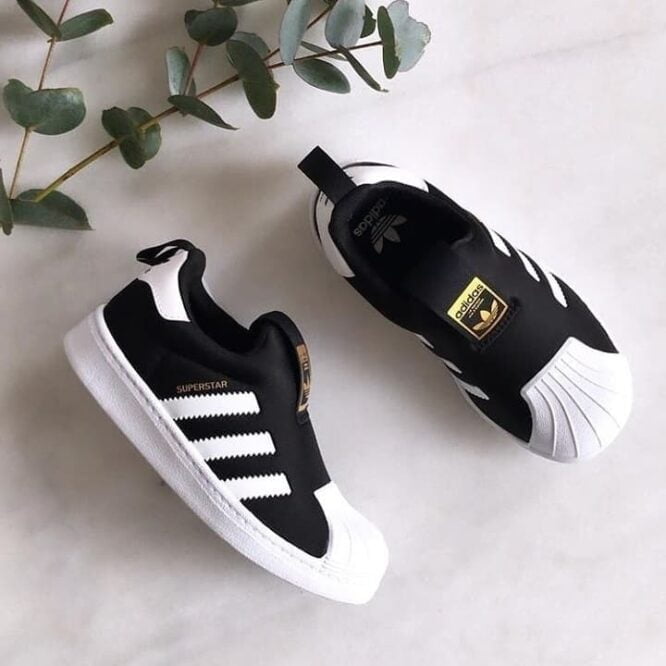 حذاء adidas الفخم للأطفال الصغار