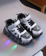 أحذية سبايدر مان مع أربطة أنيقة وشريط تثبيت للاطفال الصغار