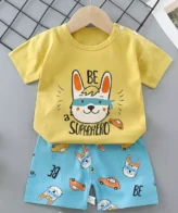 طقم أنيق مكون من فنيلا وشورت نمط رسوم كرتون