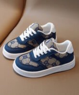 حذاء أنيق وراقي على رباط أمامي للأولاد