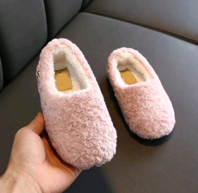⁦أحذية شتوية للأولاد والبنات⁩ - الصورة ⁦3⁩
