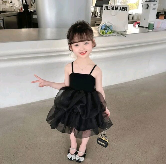 ⁦فستان بناتي شبكي راقي للفتيات الاميرات⁩ - الصورة ⁦6⁩