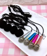 ميكروفون صغير بجودة صوت عالية قابل للتوصيل باجهزة متعددة مثل الهاتف والكمبيوتر مثالي للتسجيلات الصوتية والبث المباشر