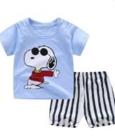 طقم ولادي راقي مكون من تي شيرت وشورت