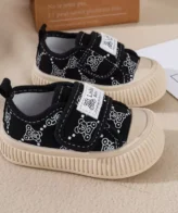 حذاء مواليد ولادي بتصميم فاخر