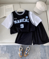 طقم ولادي رياضي مكون من تي شيرت وشورت