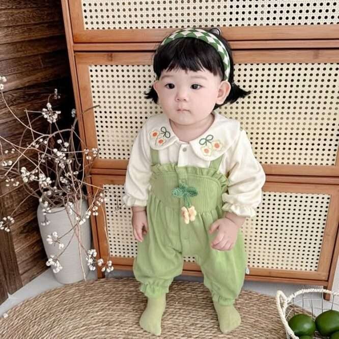 ⁦أفرول بناتي أنيق وجذاب بنمط الزهور⁩ - الصورة ⁦2⁩