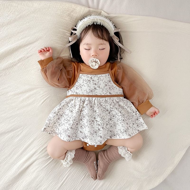 فستان بناتي مكون من قطعتين بتصميم جذاب - الصورة 2